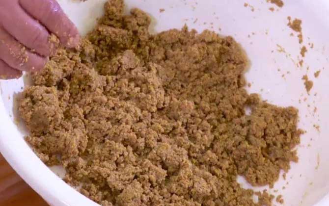 饵料入水就化怎么办?有5个常见的原因,很多新手都容易犯!-第2张图片 饵料入水就化怎么办?有5个常见的原因,很多新手都容易犯!-第2张图片